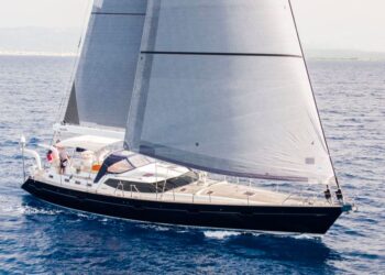 Benchmark Bluewater Cruisers – A Brief History of Discovery Yachts