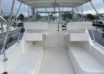 Mainship Pilot 30, ISLAND GIRL 18