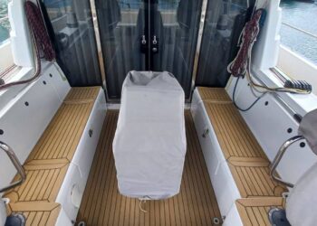 Moody Decksaloon 45, STELLAR J 55