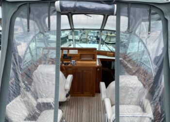 Super Van Craft 1380, MALAIKA OF LONDON 25