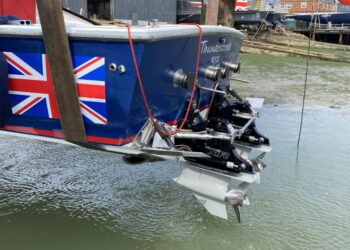 Bertram 31 Competition, THUNDERSTREAK 15