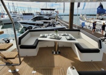 Galeon 640 Fly, CRAZY BEAR 24