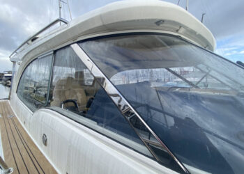 Marex 360 Cabriolet Cruiser, PLANE TO SEA 12