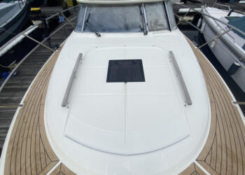 Marex 360 Cabriolet Cruiser, PLANE TO SEA 8