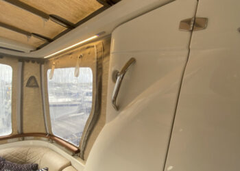 Marex 360 Cabriolet Cruiser, PLANE TO SEA 88