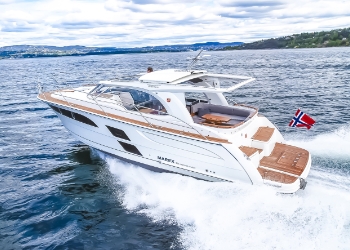 Marex 360 Cabriolet Cruiser, PLANE TO SEA, Marex Boats, Marex 360 Cabriolet Cruiser