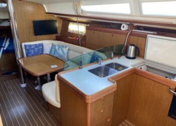 Jeanneau Sun Odyssey 39i, TRILOGY TOO 34