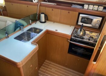 Jeanneau Sun Odyssey 39i, TRILOGY TOO 35