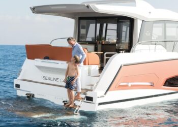 Sealine C430 9