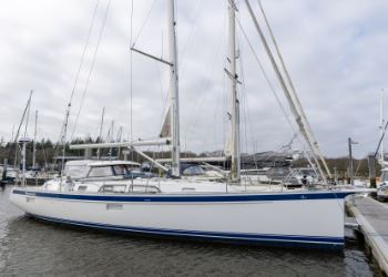 Hallberg-Rassy 44, SHEARWATER