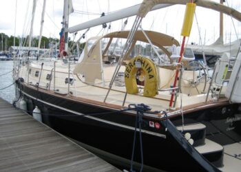 Island Packet 440, SERAPHINA OF CHICHESTER 13